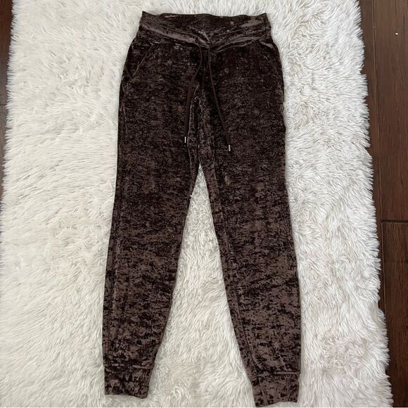 lululemon athletica Brown Track Pants - Picture 3 of 7